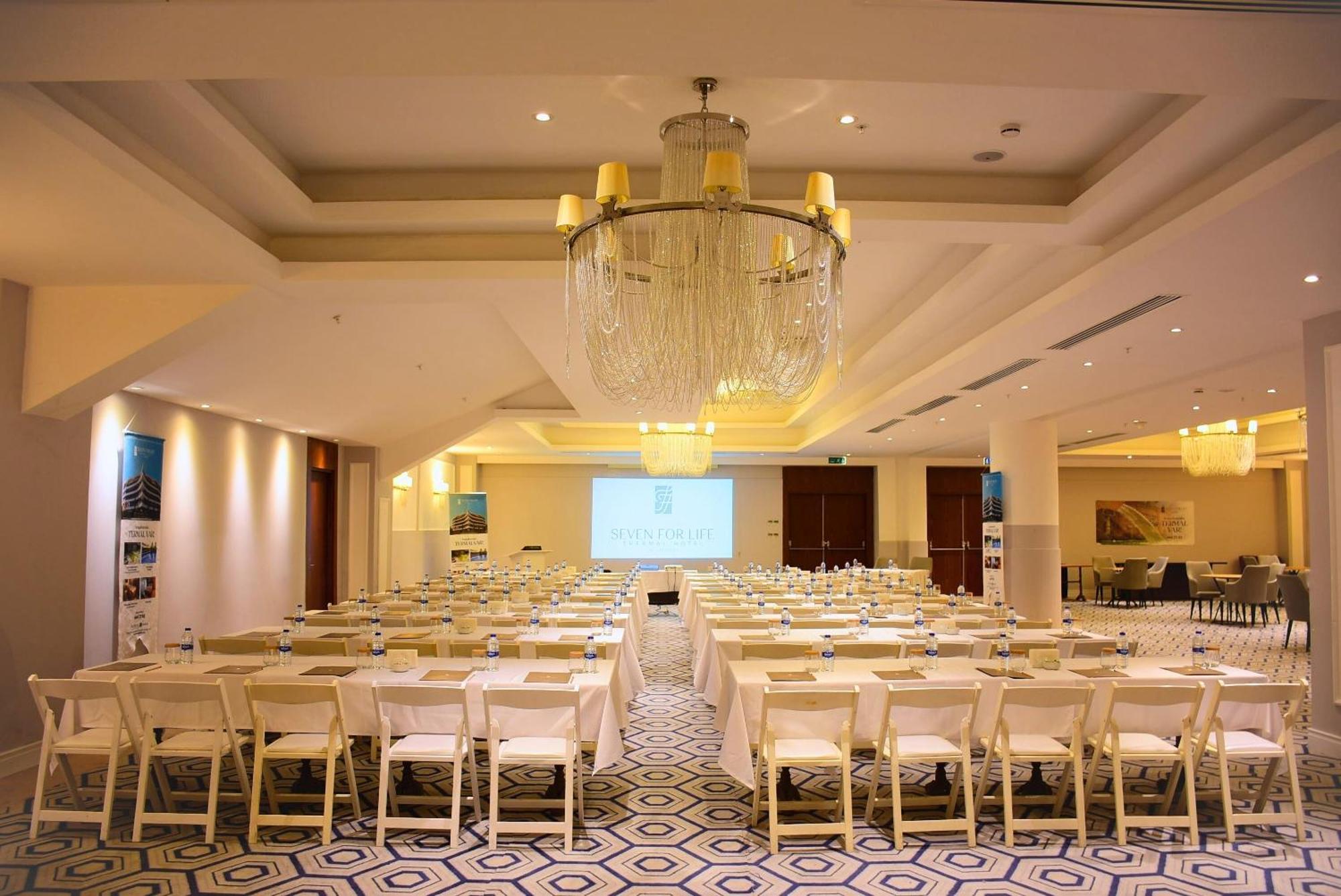 Seven For Life Thermal Hotel Kusadası Exteriör bild